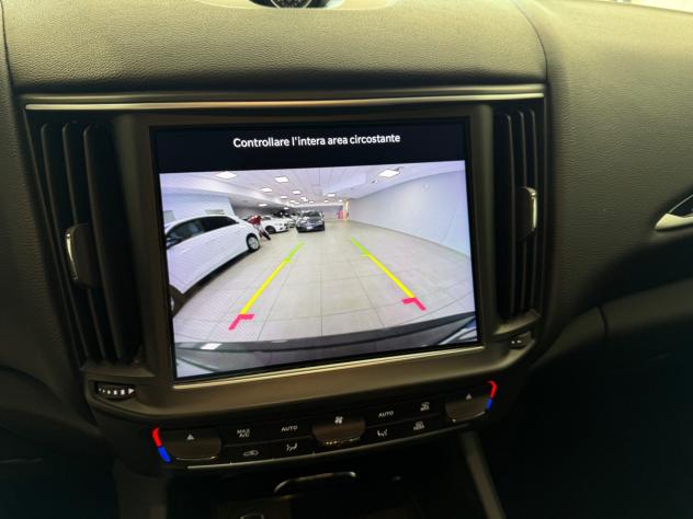 Maserati Levante Q4 3.0 V6 Diesel 275 CV Granlusso - Foto 8