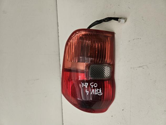 STOP FANALE POSTERIORE DESTRO TOYOTA Rav4 2° Serie (0003)