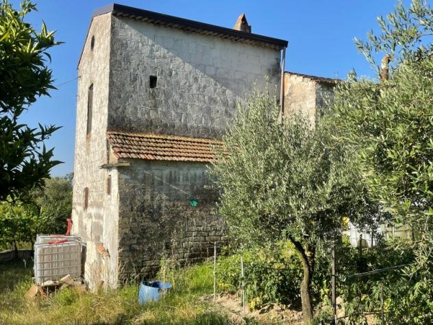 1946/TEANO Rustico/casale di mq 110 su due livelli a San Marco di Teano con 5.000 mq di terreno circostante. - Foto 4