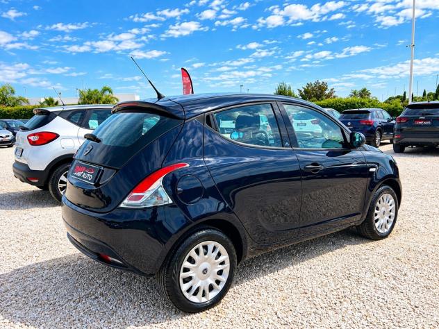 Lancia Ypsilon 1.3 MJT 95 CV 5 porte - Foto 6