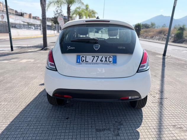 Lancia Ypsilon 1.0 FireFly 5 porte S&S Hybrid Gold - Foto 6
