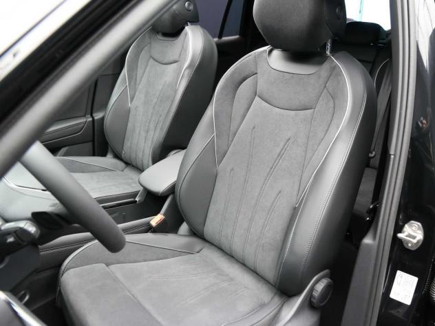 Volkswagen Tiguan 2.0 TDI Elegance 150cv DSG *TETTO, 19'', WINTER PACK, PROMO AZZURRA* - Foto 10