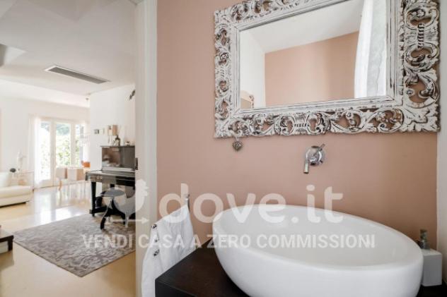 Villa di 209 m² con 3 locali e box auto in vendita a Lentate sul Seveso - Foto 16