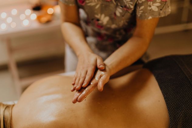 ECCITANTI MASSAGGI E...MOLTO ALTRO! MASSAGGI COMPLETI,CORPO A CORPO,GIOCHI CON STRAPON - Foto 4 Tel:3333879522