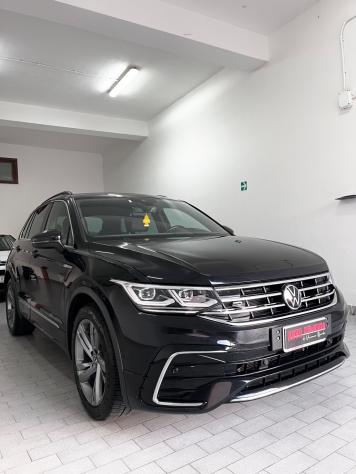 Volkswagen Tiguan 2.0 TDI 150 CV SCR DSG R-Line