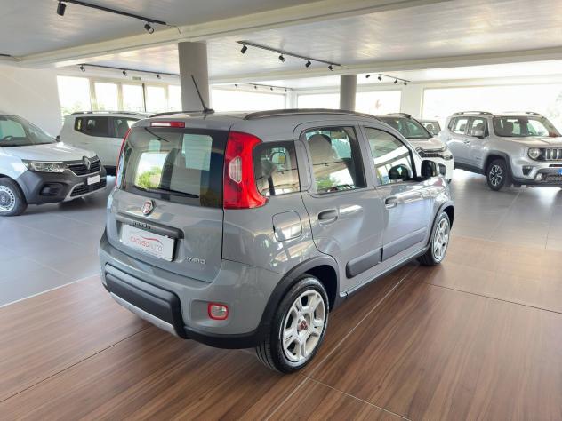 Fiat Panda 1.0 S&S Hybrid City Life - Foto 5