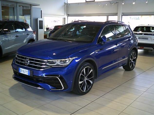 VOLKSWAGEN Tiguan 2.0 TDI 150 CV SCR DSG R-Line rif. 23891748 - Foto 2