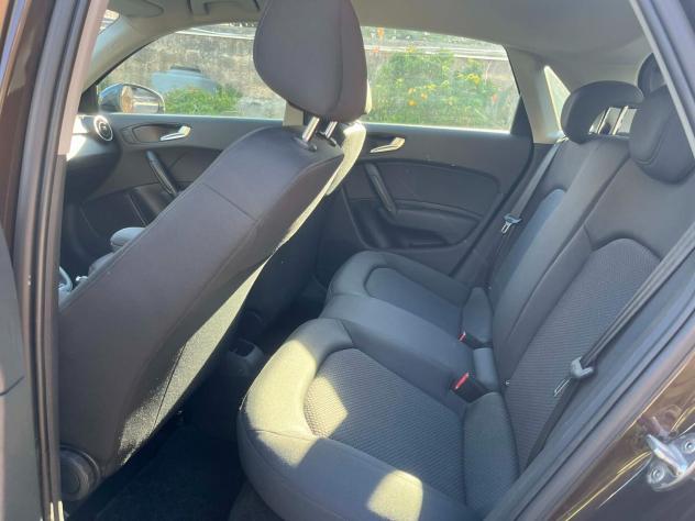 AUDI A1 1.6 TDI 105CV AMBITION 2015 BI-XENON - Foto 3