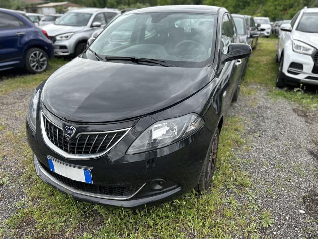 Lancia Ypsilon 1.0 FireFly 5 porte S&S Hybrid Platino - Foto 4