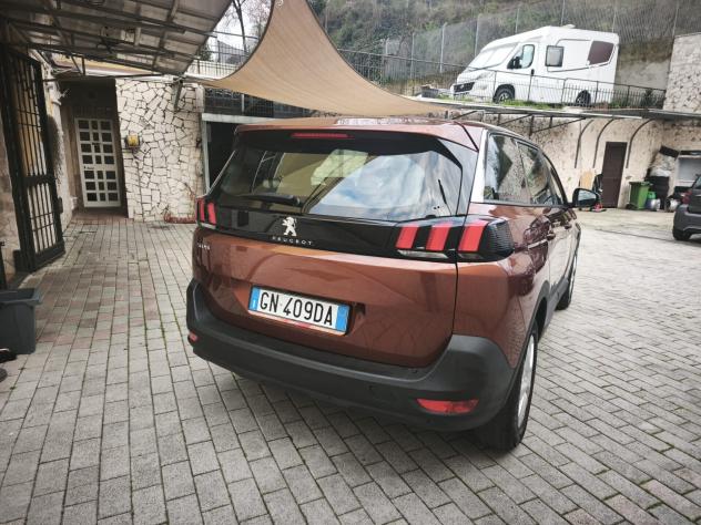 Peugeot 5008 BlueHDi 130 S&S EAT8 Active Pack - Foto 6