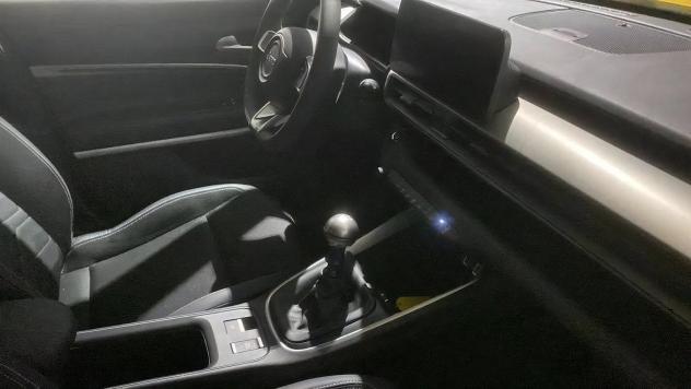 Jeep Avenger 1.2 turbo Summit fwd 100cv *PROMO AZZURRA* - Foto 9