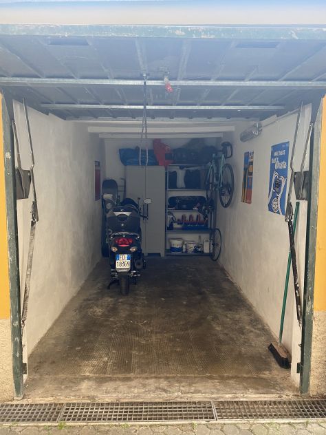 Affitto posto moto in box via Lattanzio Milano