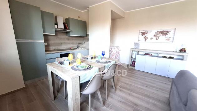 Trilocalino ristrutturato con box doppio - Foto 6