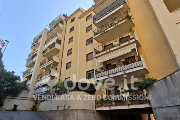 Appartamento di 120 m² con 4 locali e posto auto in vendita a Messina - Foto 2