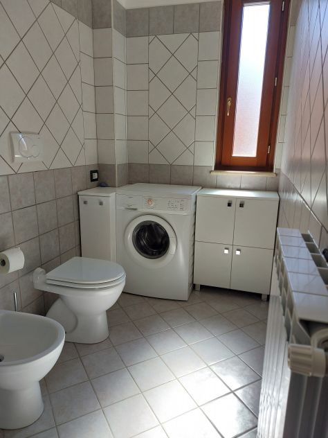 In trattativa privata appartamento recente costruzione 85mq 4/5 vani due livelli - Foto 6