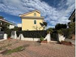 Villa in Contrada Galderate