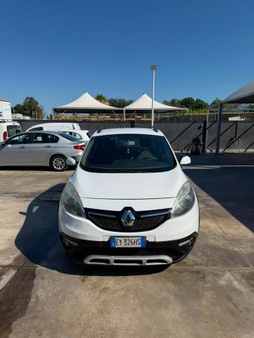 Renault Scenic Scic XMod Cross 1.5 dCi 110CV Start&Stop Energy - Foto 2