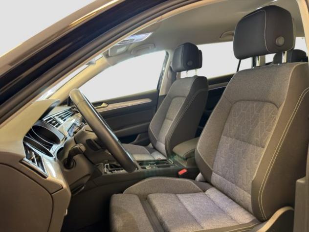 VOLKSWAGEN Passat Passat Variant 2.0 TDI SCR EVO DSG Business BMT rif. 23972023 - Foto 9