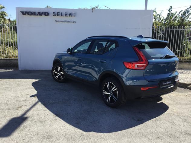 Volvo XC40 B3 automatico Plus Dark - Foto 2