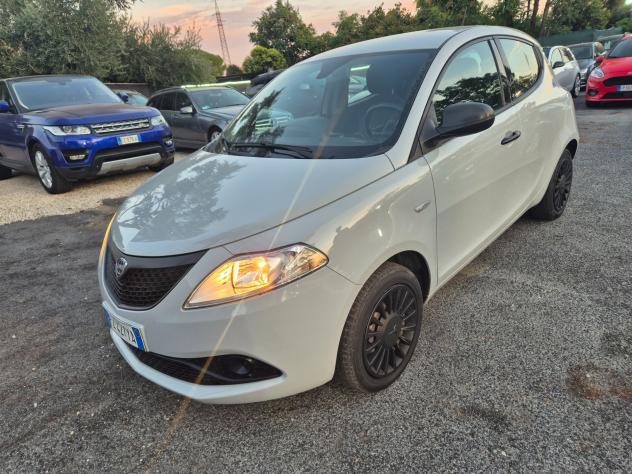 Lancia Ypsilon 1.2 69 CV 5 porte GPL Ecochic Monogram