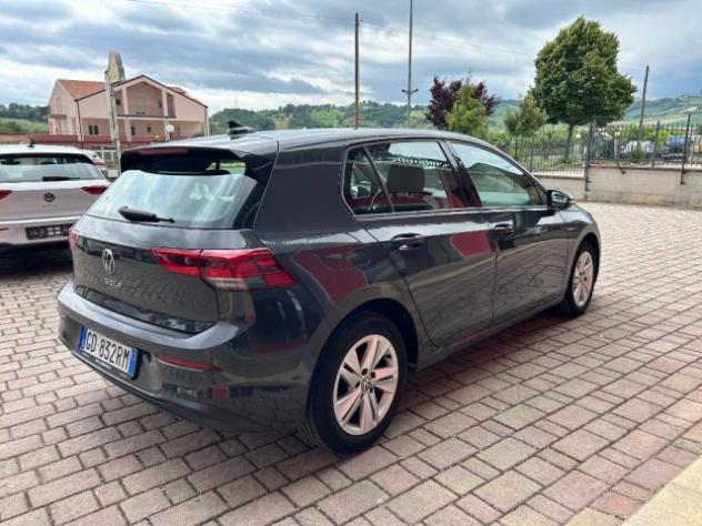VOLKSWAGEN Golf 1.5 TGI DSG Life rif. 23799260 - Foto 3