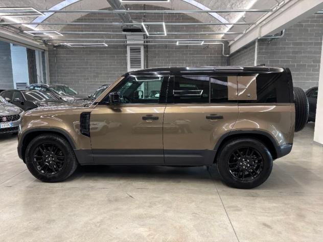 LAND ROVER Defender (2019) Defender 110 2.0 SD4 240CV AWD Auto S - Foto 2