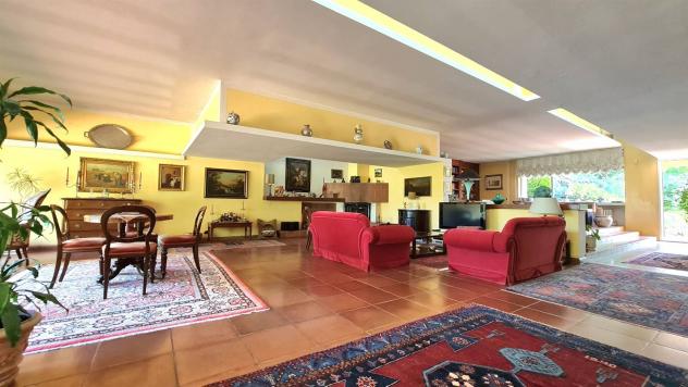 Vendita Villa da 667 mq con giardino - Foto 17