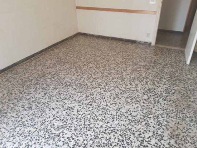 Appartamento posto al piano secondo mq 75 di una piccola palazzina residenziale. - Foto 8
