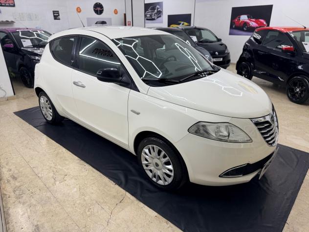 Lancia Ypsilon 1.3 MJT 95Cv - Foto 6