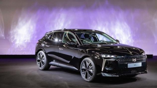 DS AUTOMOBILES E-Tense 215 Jules Verne DS N°4 rif. 23759719 - Foto 3