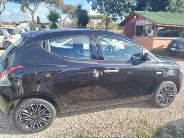 LANCIA Ypsilon 1.0 FireFly 5 porte S&S Hybrid Gold rif. 22814156 - Foto 3