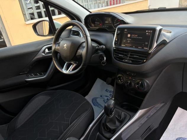 PEUGEOT 2008 1.2 82Cv Business rif. 23891712 - Foto 10