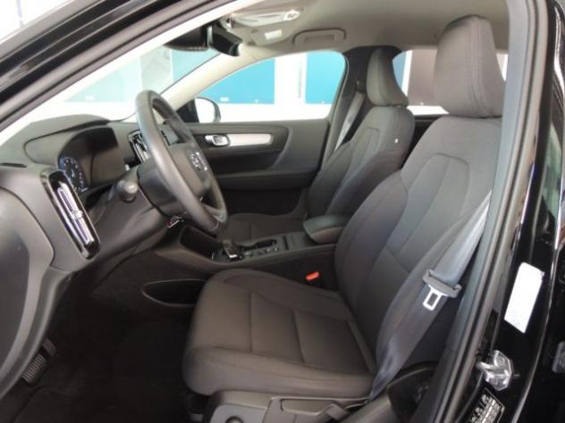 VOLVO XC40 T3 Geartronic Momentum Pro rif. 24018596 - Foto 7