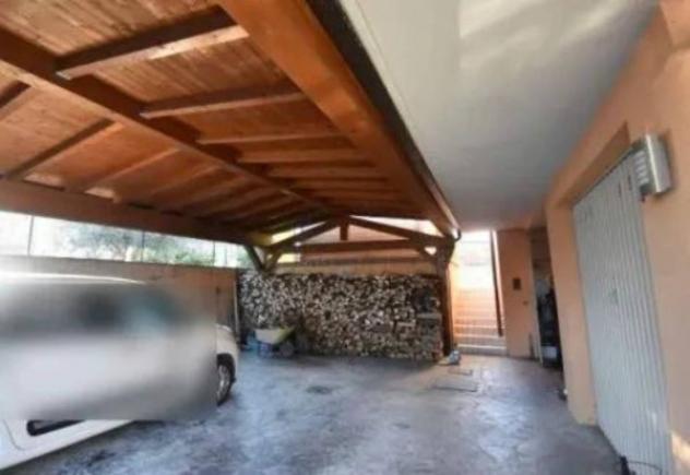 Immobile in asta di 343 m², box auto doppio in vendita a Cadeo - Foto 2