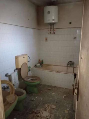 Immobile in asta di 138 m² con più di 5 locali e box auto in vendita a Tricase - Foto 9