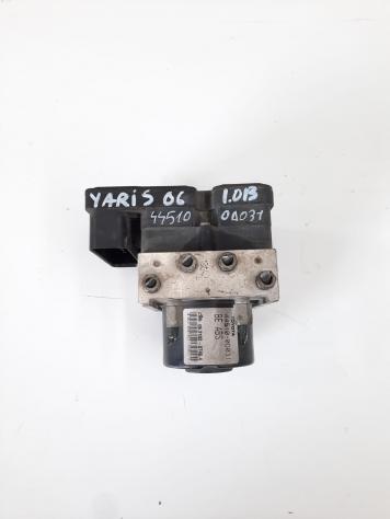 CENTRALINA ABS TOYOTA Yaris Serie 445100D031 benzina 1.0 (0305)