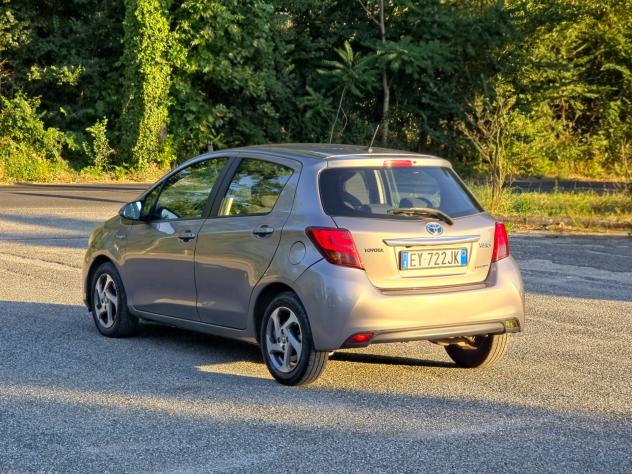 Toyota Yaris 1.5 Hybrid 5 porte Active -E6 Automatica NEO 2015 - Foto 4