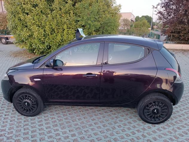 Lancia Ypsilon 0.9 TwinAir 85 CV 5 porte Metano Ecochic Gold - Foto 8