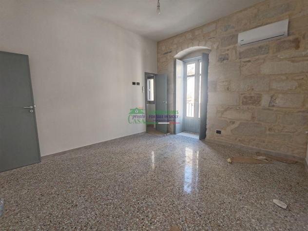 Rif. 9756 - Casa con tre unità indipendenti - Foto 14