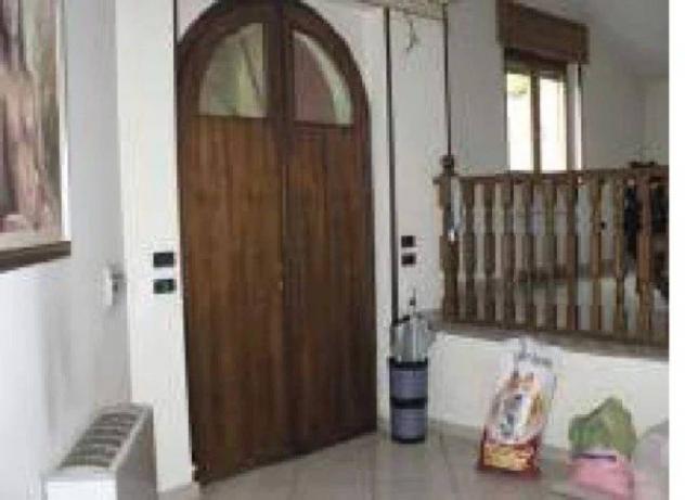 Immobile in asta di 216 m² con più di 5 locali e box auto in vendita a Santo Stefano del Sole - Foto 10