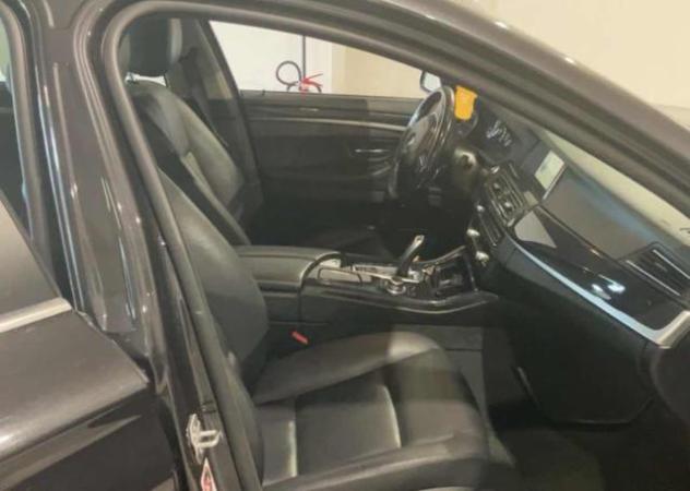 BMW 520 touring d xDrive Luxury rif. 24219758 - Foto 9