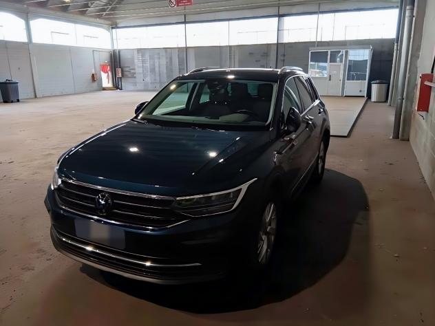 Volkswagen Tiguan 2.0 TDI 150 CV SCR DSG 4MOTION Life - Foto 2
