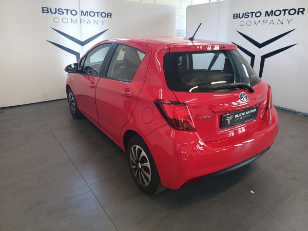 Toyota Yaris Yaris 5p 1.5h Style my16 - Foto 6