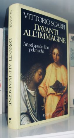 Davanti all'immagine