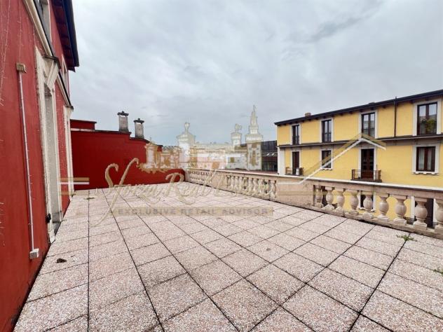 Affittasi Appartamento 95 MQ. con TERRAZZO a Milano