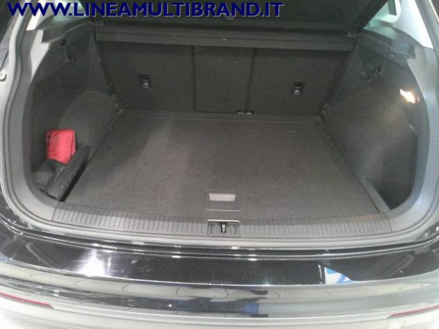 VOLKSWAGEN Tiguan 2.0 TDI SCR Business Navi Pack Winter Garanzia rif. 23945077 - Foto 7