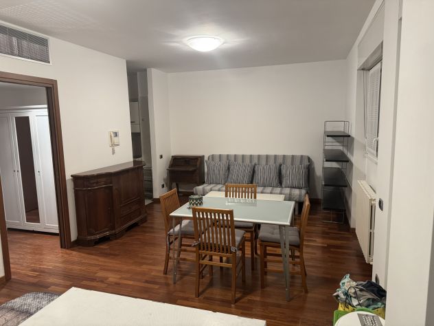 SI AFFITTA MONOLOCALE CON BOX E CANTINA IN PIAZZA DELLA TRIVULZIANA-BICOCCA - Foto 7