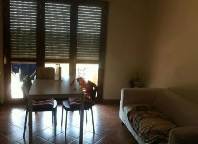 SELVA NERA TRILOCALE CON POSTO AUTO - Foto 4