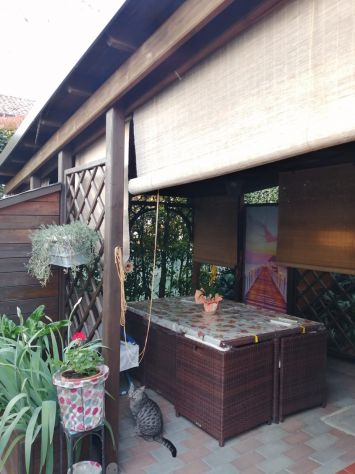 Set in rattan da esterno di alta qualità di composto da tavolo e 6 poltroncine - Foto 2