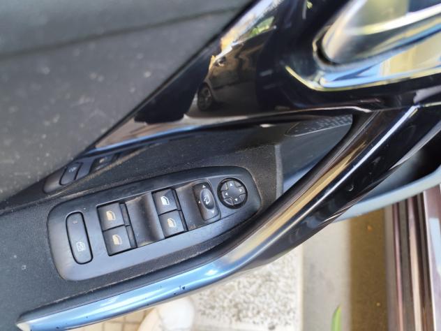 Peugeot 208 1.4 HDi 68CV ALLURE NAVI - Foto 10